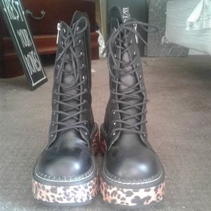 COPY - Demonia platform leapord print boots